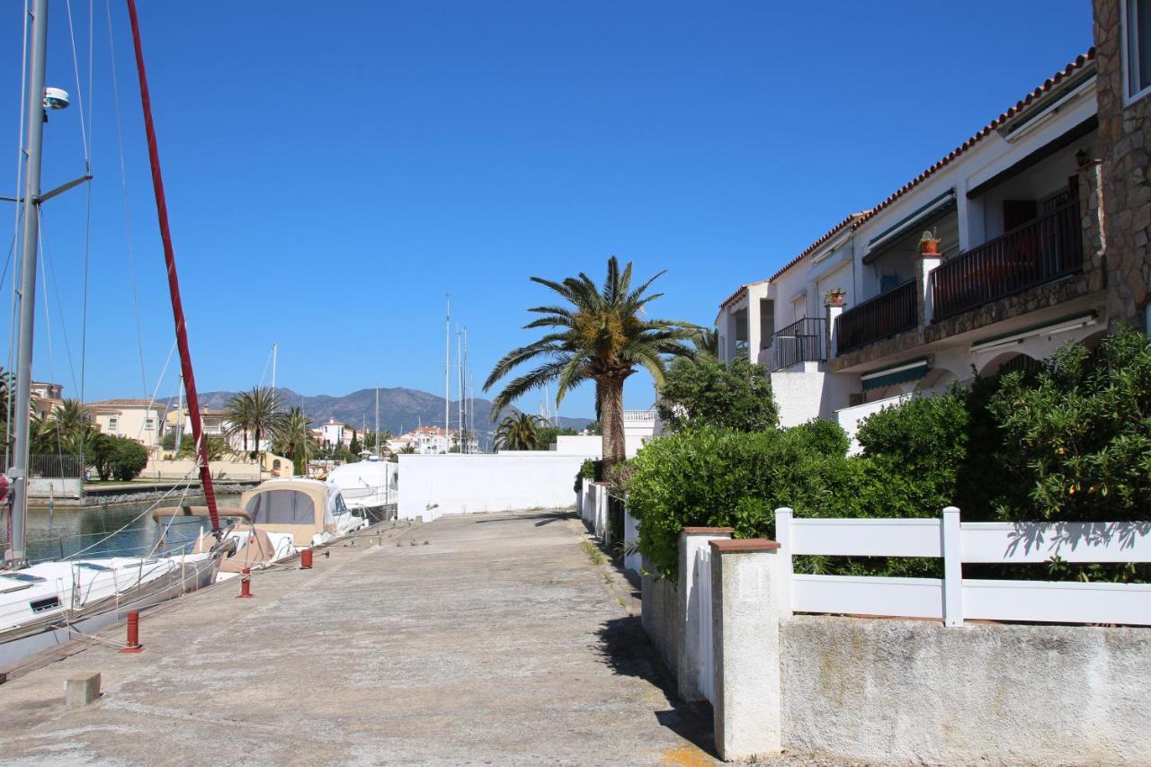 Apartment Empuria Empuriabrava